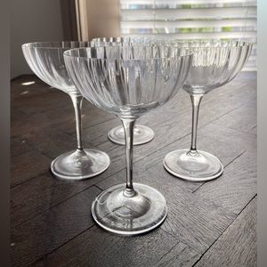 Clear Coupe Glass Set